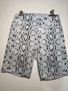 ACME Women's Snake-Pattern Bike Shorts in White and Black